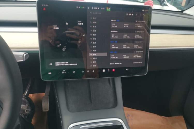 Used Tesla Model Y 2022 Rear-Wheel-Drive Version Audio And AC Panel