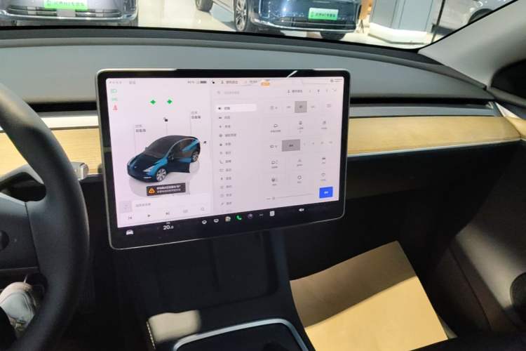 Used Tesla Model Y 2022 Rear-Wheel-Drive Version Audio And AC Panel