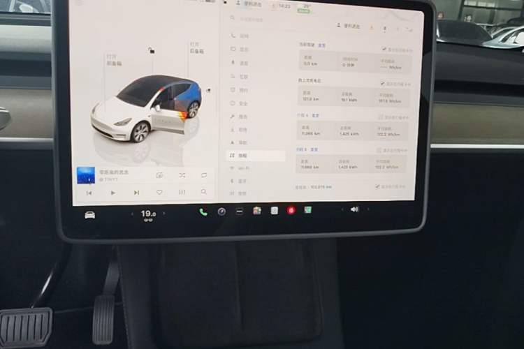 Used Tesla Model Y 2022 Revised Version Rear-Wheel Drive Audio And AC Panel