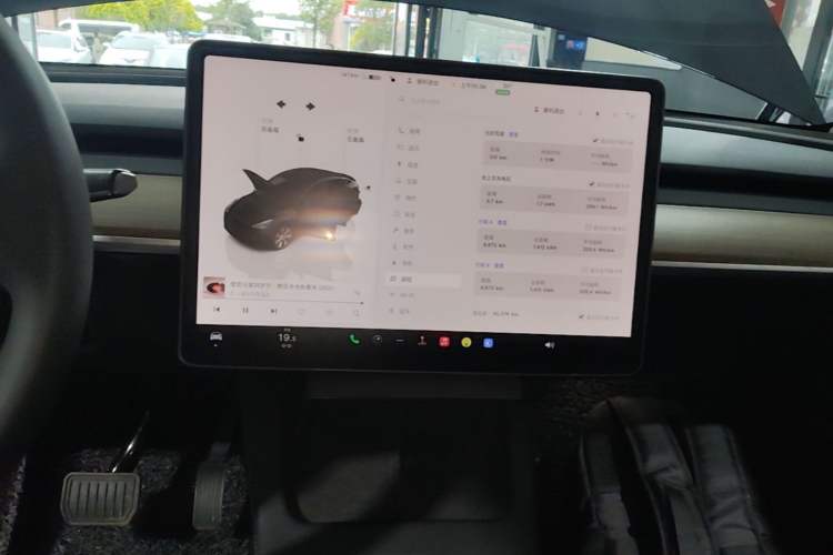 Used Tesla Model Y 2022 Rear-Wheel-Drive Version Audio And AC Panel
