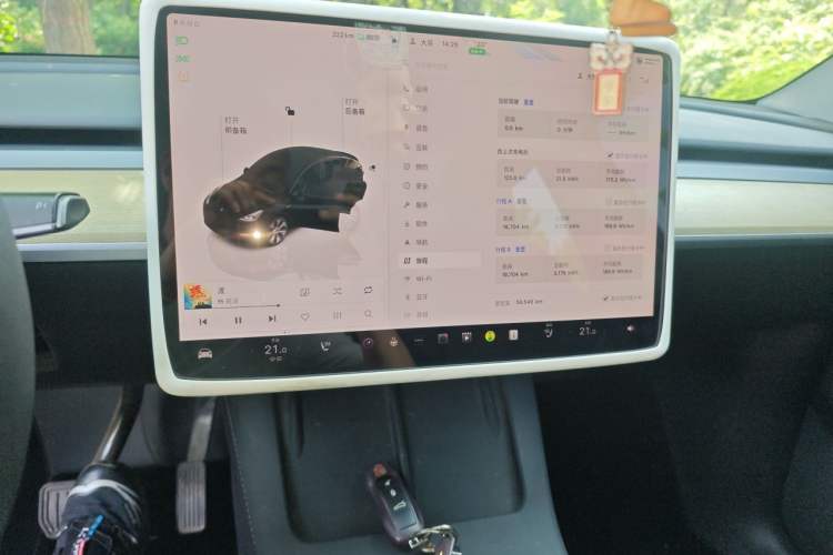 Used Tesla Model Y 2022 Revised Version Rear-Wheel Drive Audio And AC Panel