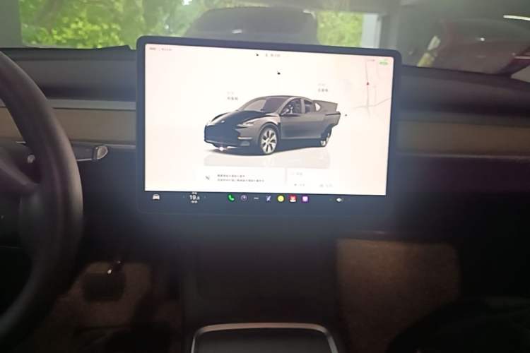 Used Tesla Model Y 2022 Revised Version Rear-Wheel Drive Audio And AC Panel
