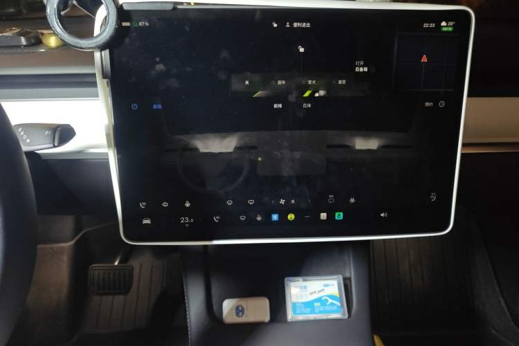 Used Tesla Model Y 2022 Revised Version Rear-Wheel Drive Audio And AC Panel