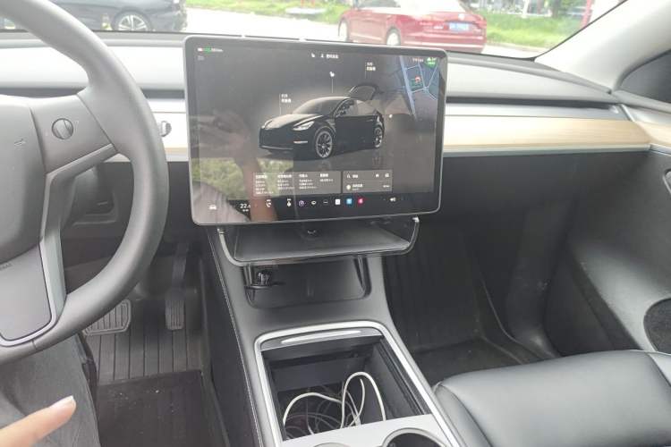 Used Tesla Model Y 2022 Revised Version Rear-Wheel Drive Audio And AC Panel