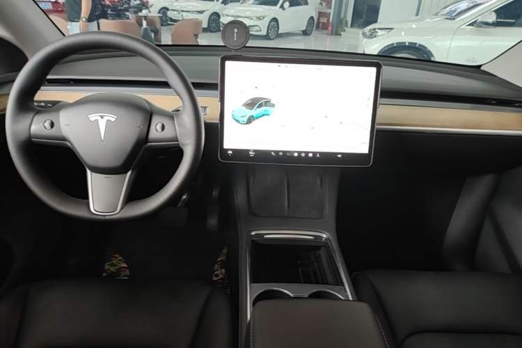 Used Tesla Model Y 2022 Rear-Wheel-Drive Version Audio And AC Panel