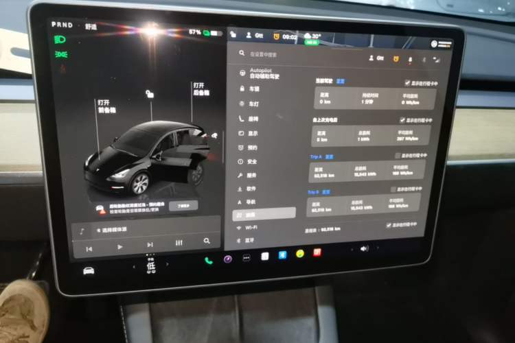 Used Tesla Model Y 2022 Revised Version Rear-Wheel Drive Audio And AC Panel