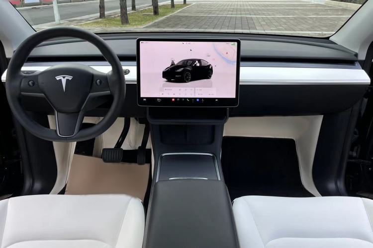Used Tesla Model Y 2022 Revised Version Rear-Wheel Drive Audio And AC Panel