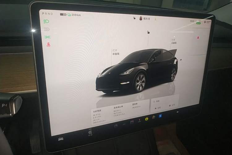 Used Tesla Model Y 2022 Revised Version Rear-Wheel Drive Audio And AC Panel