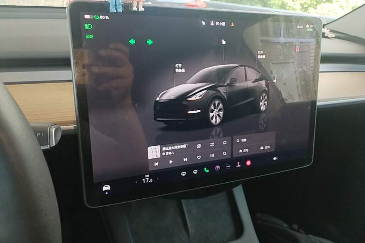 Used Tesla Model Y 2022 Rear-Wheel-Drive Version Audio And AC Panel