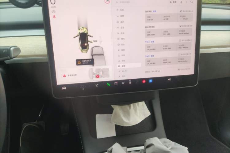 Used Tesla Model Y 2022 Rear-Wheel-Drive Version Audio And AC Panel