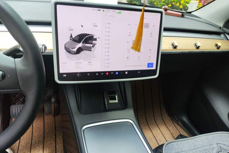 Used Tesla Model Y 2022 Revised Version Rear-Wheel Drive Audio And AC Panel