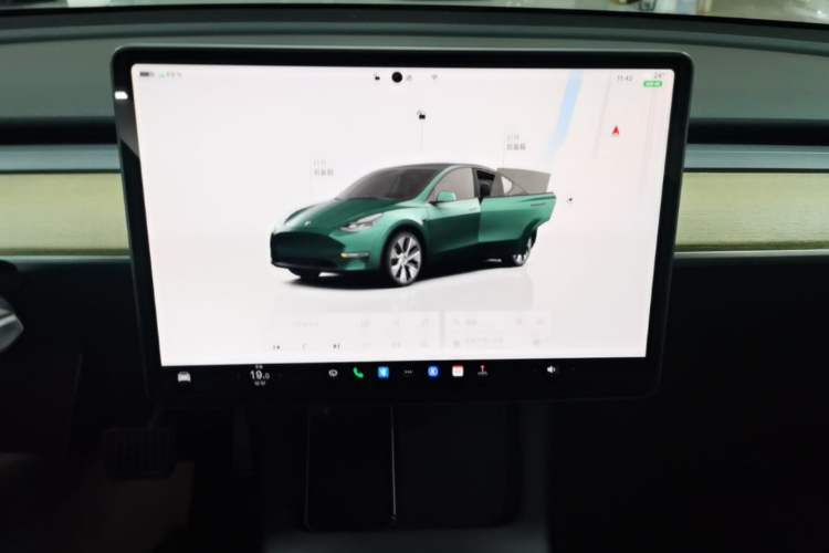 Used Tesla Model Y 2022 Rear-Wheel-Drive Version Audio And AC Panel