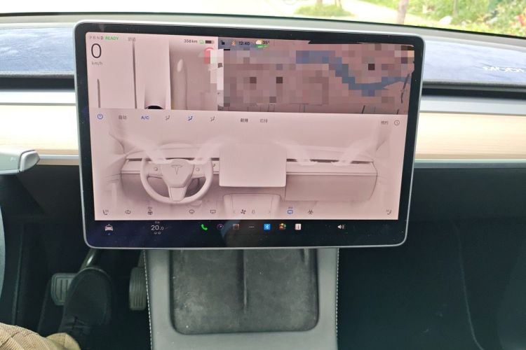 Used Tesla Model Y 2022 Long-Range All-Wheel-Drive Version Audio And AC Panel