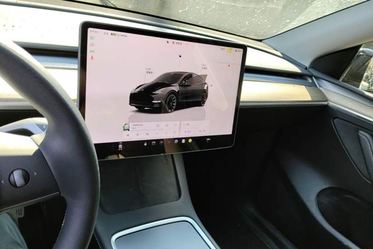 Used Tesla Model Y 2022 Revised Version Long-Range All-Wheel Drive Audio And AC Panel