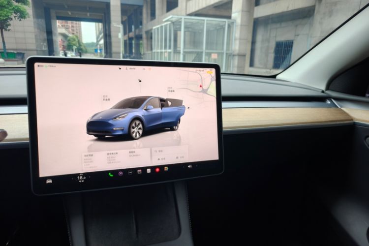 Used Tesla Model Y 2022 Rear-Wheel-Drive Version Audio And AC Panel