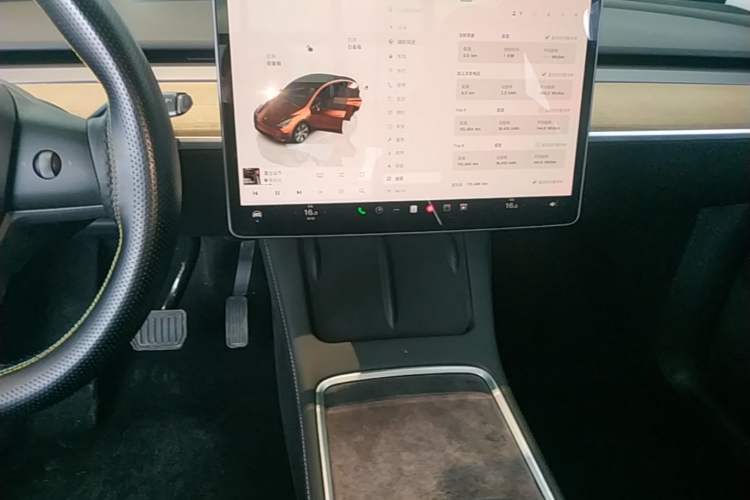 Used Tesla Model Y 2022 Revised Version Rear-Wheel Drive Audio And AC Panel