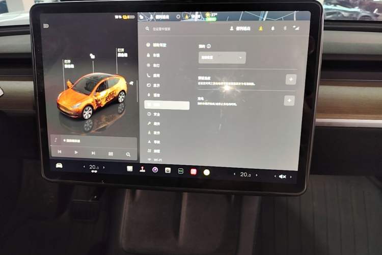 Used Tesla Model Y 2022 Revised Version Rear-Wheel Drive Audio And AC Panel