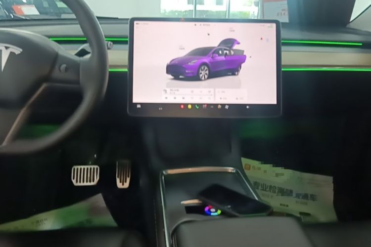 Used Tesla Model Y 2022 Revised Version Rear-Wheel Drive Audio And AC Panel