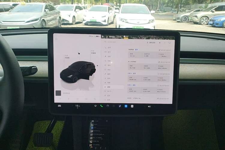 Used Tesla Model Y 2022 Revised Version Rear-Wheel Drive Audio And AC Panel
