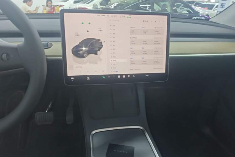 Used Tesla Model Y 2022 Revised Version Rear-Wheel Drive Audio And AC Panel