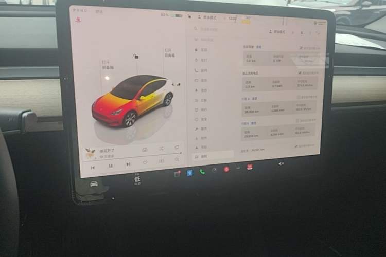 Used Tesla Model Y 2022 Revised Version Rear-Wheel Drive Audio And AC Panel
