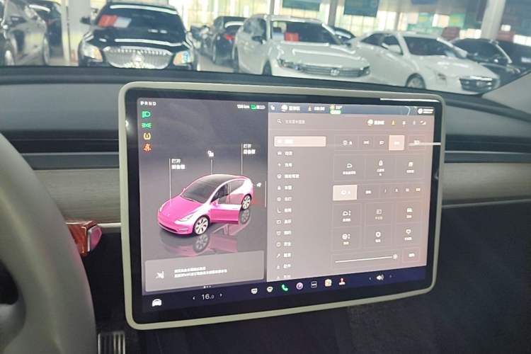 Used Tesla Model Y 2022 Revised Version Rear-Wheel Drive Audio And AC Panel
