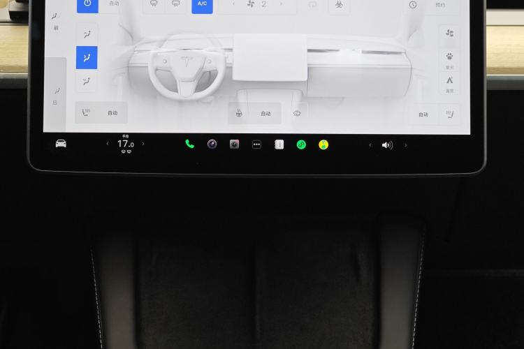Used Tesla Model Y 2022 Revised Version Rear-Wheel Drive Audio And AC Panel