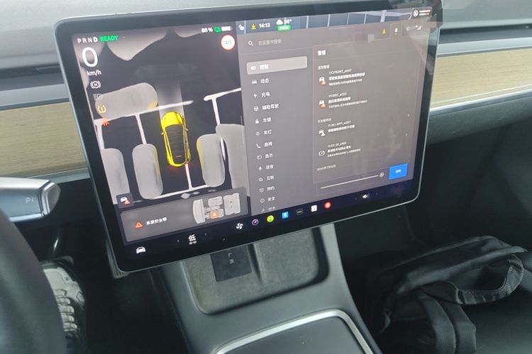 Used Tesla Model Y 2022 Revised Version Rear-Wheel Drive Audio And AC Panel