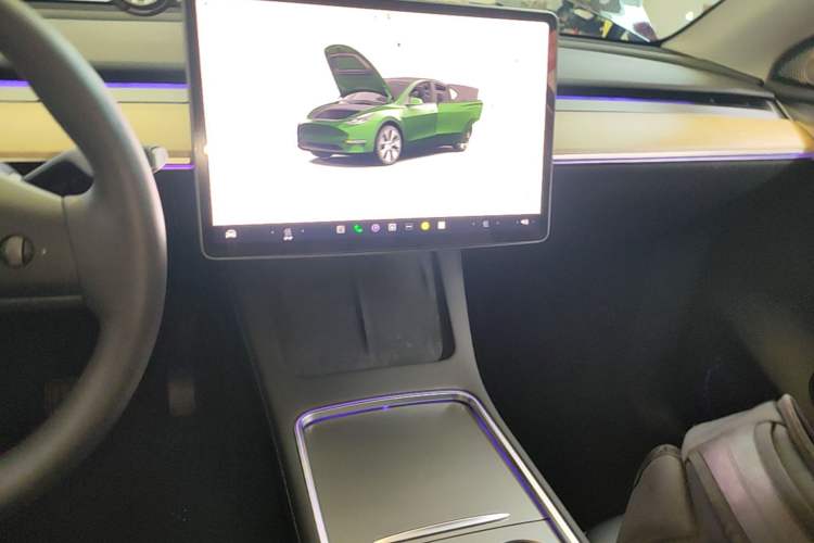 Used Tesla Model Y 2022 Revised Version Rear-Wheel Drive Audio And AC Panel