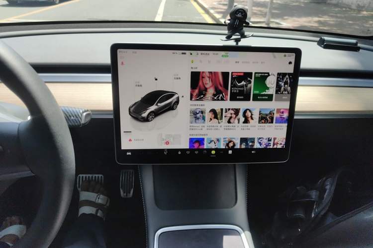 Used Tesla Model Y 2022 Rear-Wheel-Drive Version Audio And AC Panel