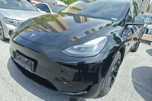 Used Tesla Model Y 2022 Rear-Wheel-Drive Version