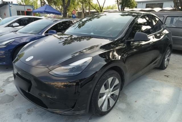 Used Tesla Model Y 2022 Rear-Wheel-Drive Version