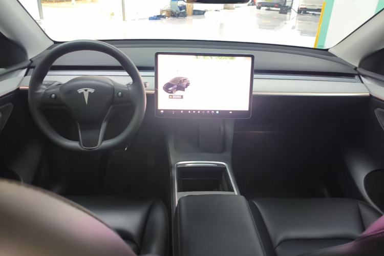 Used Tesla Model Y 2022 Revised Version Rear-Wheel Drive Center Console