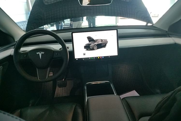 Used Tesla Model Y 2022 Revised Version Rear-Wheel Drive Center Console