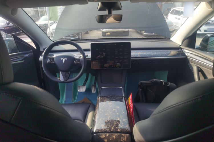 Used Tesla Model Y 2022 Revised Version Rear-Wheel Drive Center Console