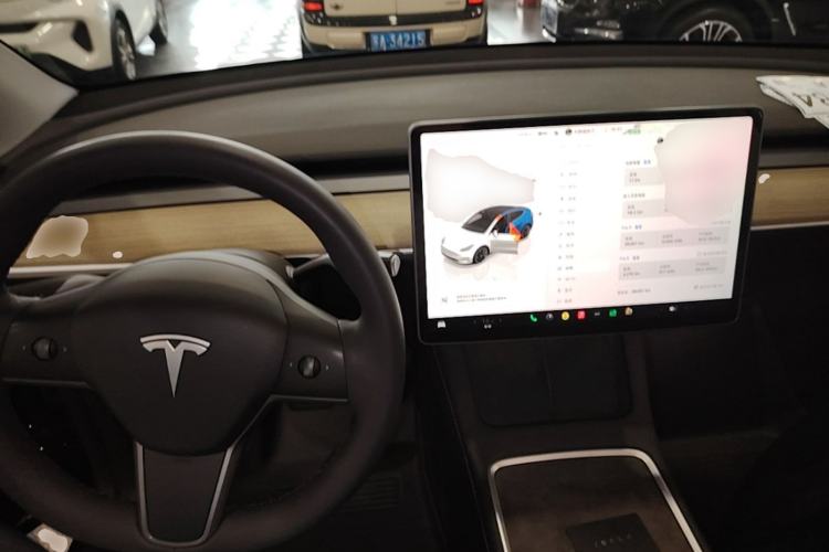 Used Tesla Model Y 2022 Revised Version Rear-Wheel Drive Center Console