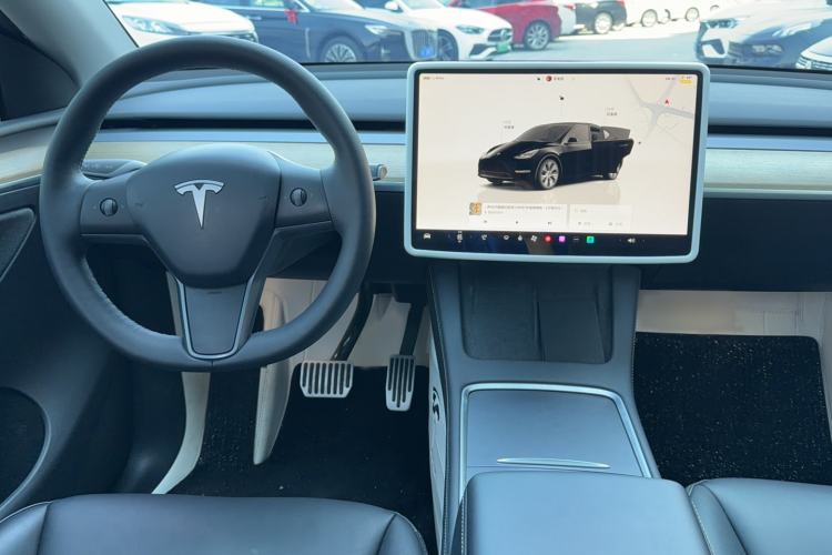 Used Tesla Model Y 2022 Revised Version Rear-Wheel Drive Center Console