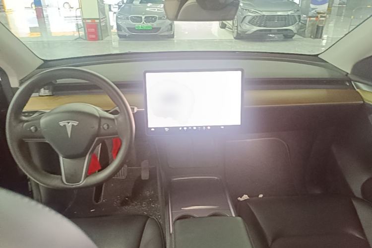 Used Tesla Model Y 2022 Rear-Wheel-Drive Version Center Console