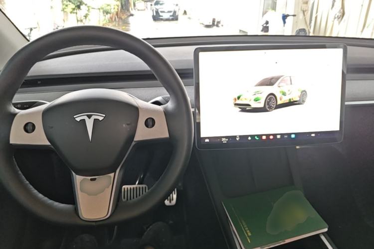 Used Tesla Model Y 2022 Rear-Wheel-Drive Version Center Console