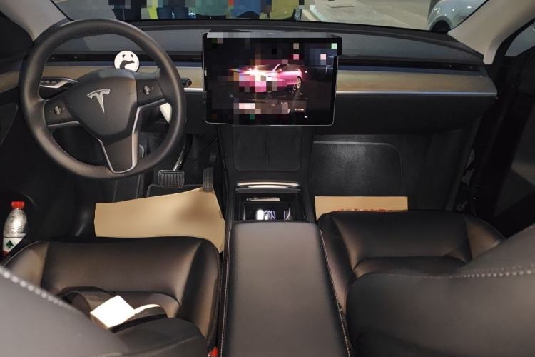 Used Tesla Model Y 2022 Revised Version Rear-Wheel Drive Center Console