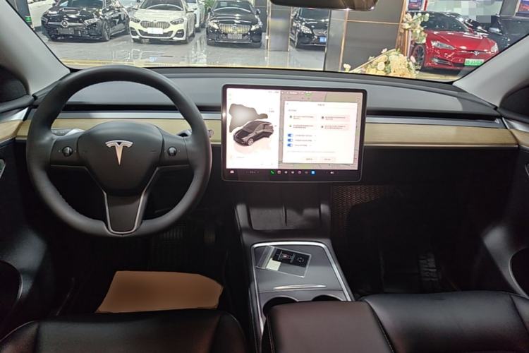 Used Tesla Model Y 2022 Revised Version Rear-Wheel Drive Center Console