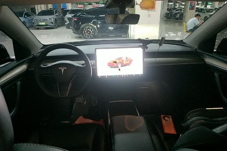 Used Tesla Model Y 2022 Revised Version Long-Range All-Wheel Drive Center Console