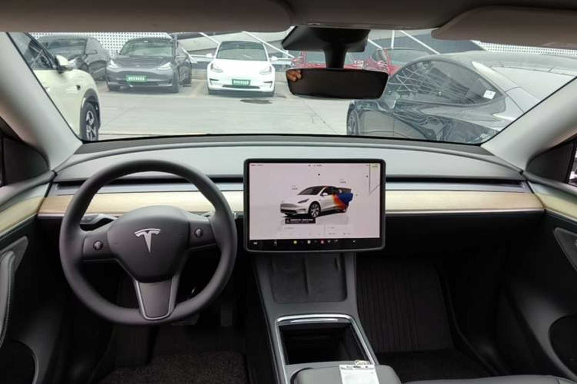 Used Tesla Model Y 2022 Revised Version Rear-Wheel Drive Center Console