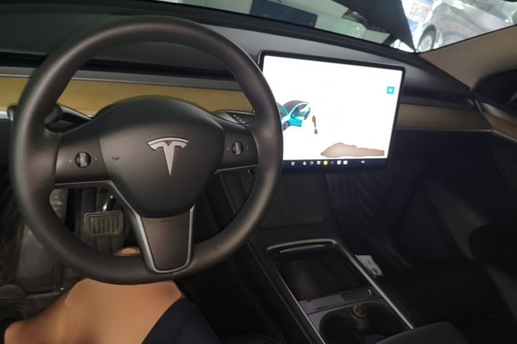 Used Tesla Model Y 2022 Revised Version Rear-Wheel Drive Center Console