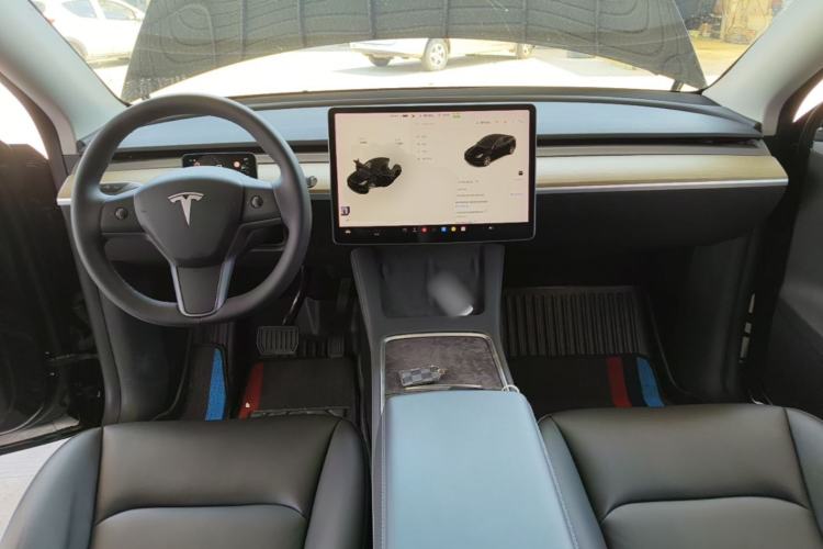Used Tesla Model Y 2022 Revised Version Rear-Wheel Drive Center Console