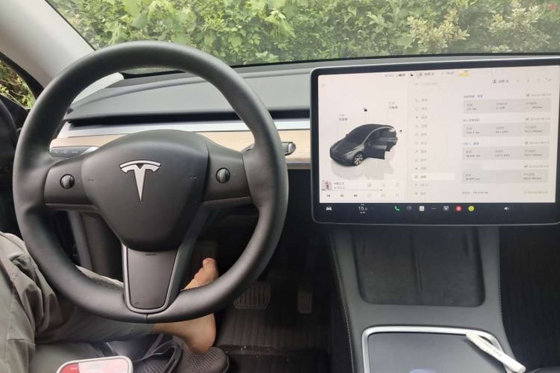 Used Tesla Model Y 2022 Revised Version Rear-Wheel Drive Center Console