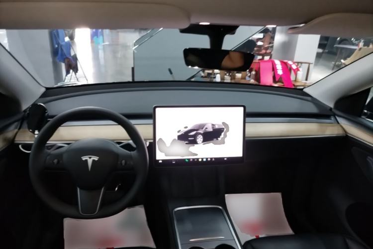 Used Tesla Model Y 2022 Revised Version Rear-Wheel Drive Center Console