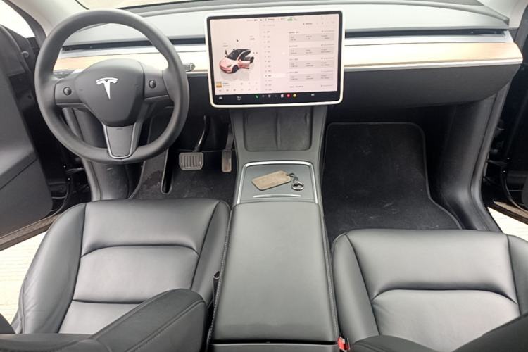 Used Tesla Model Y 2022 Revised Version Rear-Wheel Drive Center Console