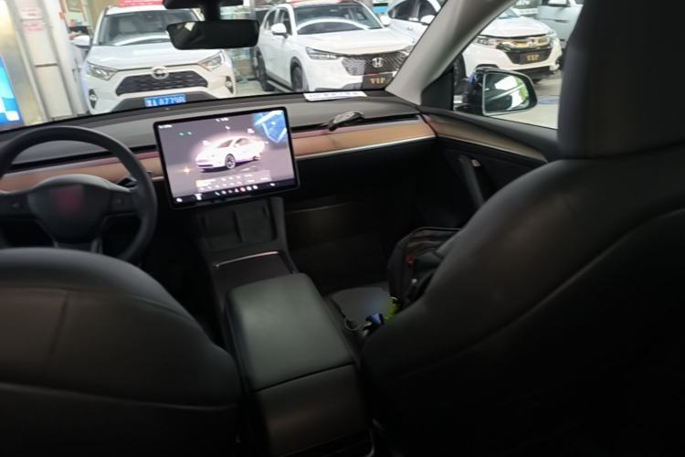 Used Tesla Model Y 2022 Revised Version Rear-Wheel Drive Center Console