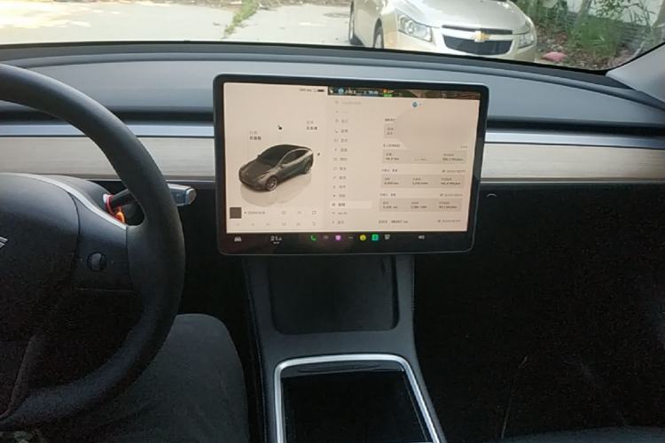 Used Tesla Model Y 2022 Revised Version Rear-Wheel Drive Center Console